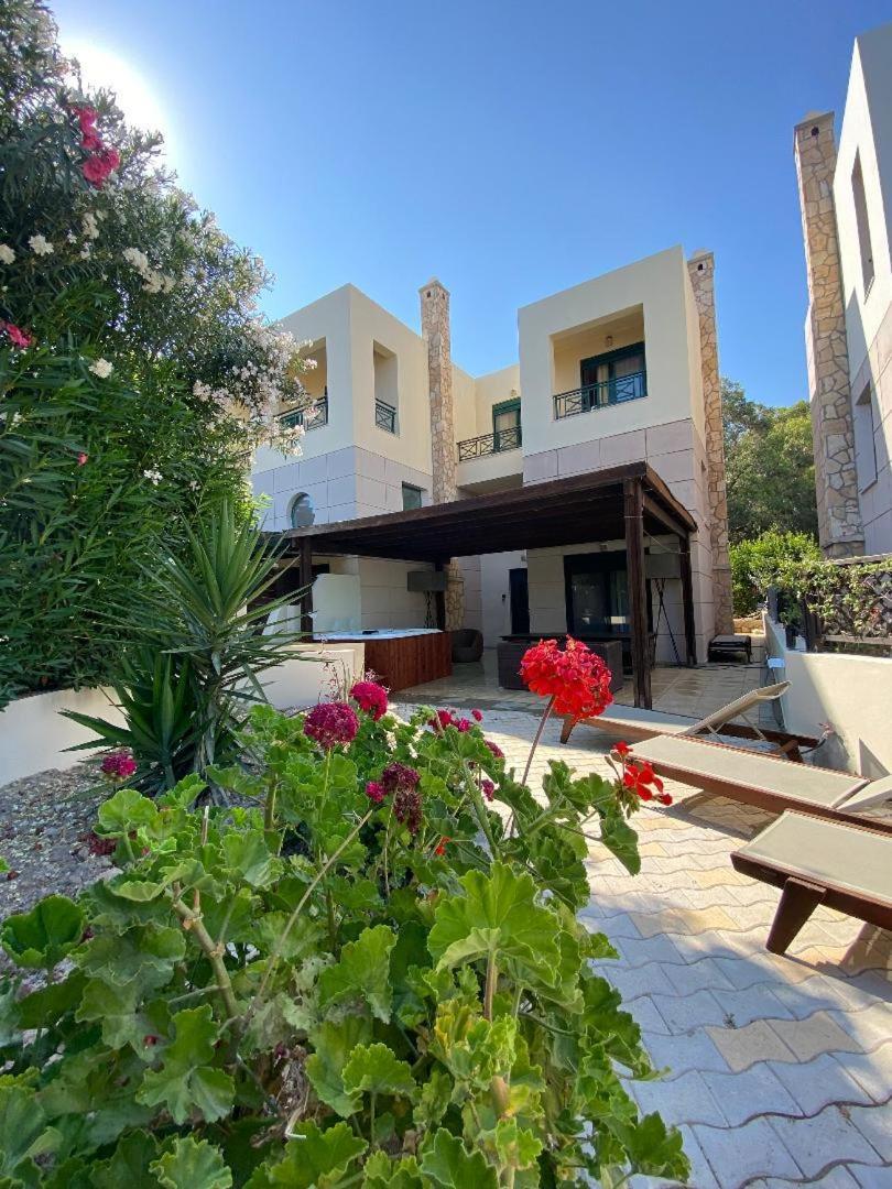Athina Vila Kiotari Exterior foto