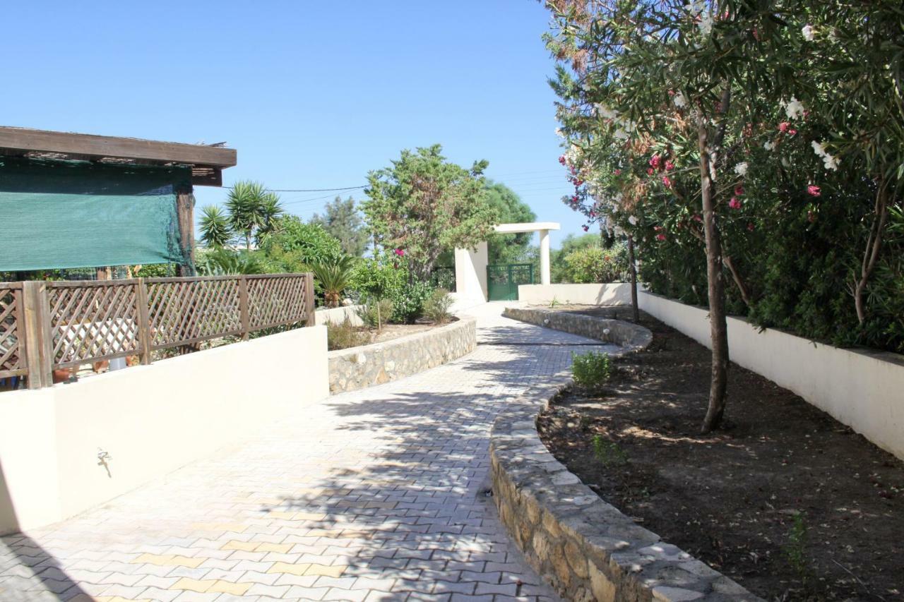 Athina Vila Kiotari Exterior foto